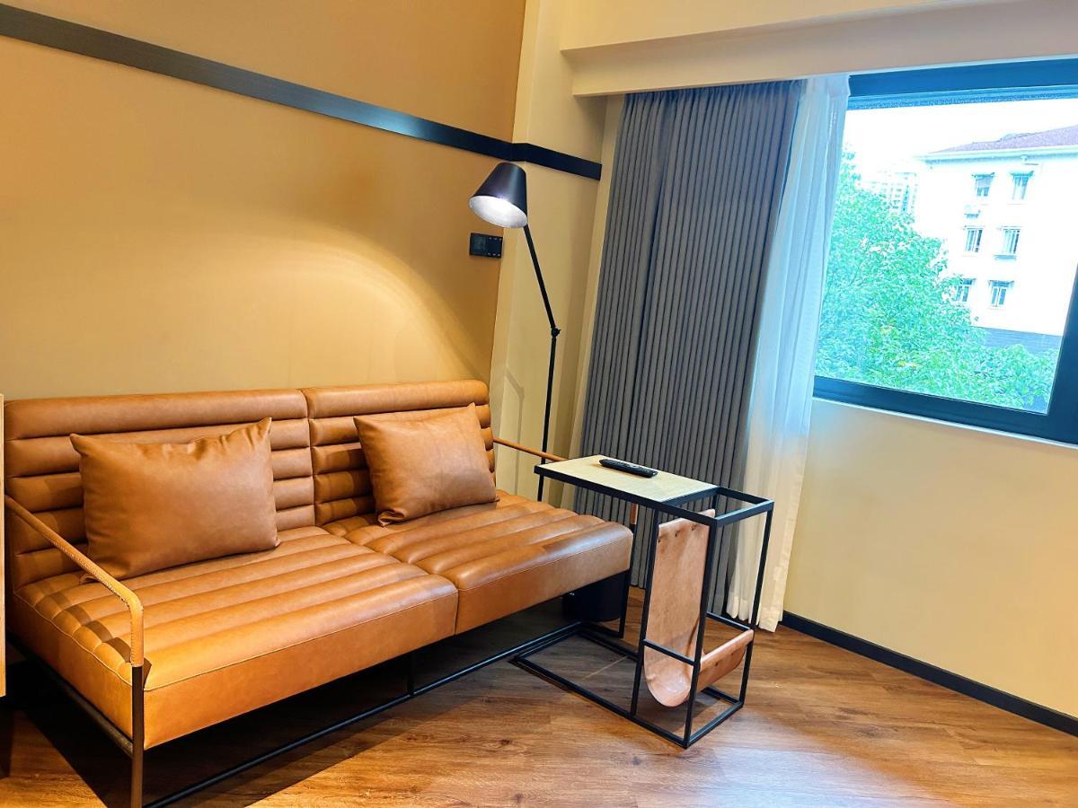Mia - Xuhui Jiaotong Hotel Shanghai